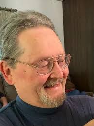 Kenneth Mortimer's Instagram, Twitter & Facebook