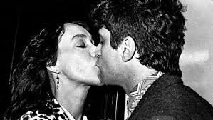 Morre a jornalista e escritora Scarlet Moon, aos 62 anos