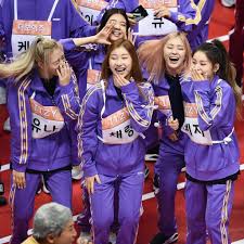 Same goes with yoohyeon and sunmi.sunmi is yoohyeon's sunbae and 5 years older than her, so i don't know whether to count them as buddies. Itzy Jyp ìžˆì§€ On Instagram Press 190812 Itzy For Today S Mbc Idol Star Athletic Championship Isac Midzy ë¯¿ì§€ Rose Itzy Itzy Itzy Funny Isac Kpop