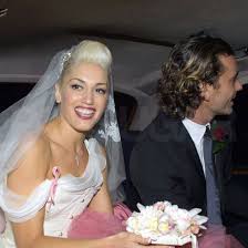 The Ultimate Celebrity Wedding Gallery Celebrity Weddings Celebrity Wedding Photos Celebrity Wedding Gowns
