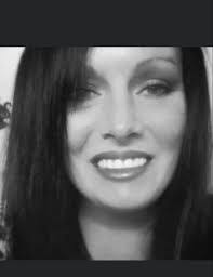 Amy Honaker's Instagram, Twitter & Facebook