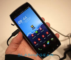 Acer Iconia Smart hands-on [Video ...