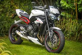 Triumph street triple 675 arrow exhaust bj 2011 without db killer best 3zyl. My New Triumph Street Triple 765 R With Some Extra Bits Triumph