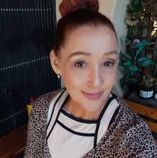 Where to find new suit sets for dog showing?