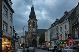Picardy France Capital Amiens Located In Northern Part Of France Picardie Main Resources Are Agricultural Products Textile La Amiens France Tours France