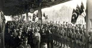 Son zamanlarda, 'tarihimizle yüzleşmek' adına pek çok saçma sapan iddia öne sürüldü, tarihsel gerçekler saptırıldı… türkiye'de eğitim rezalet. Lr6fihhmvbceqm