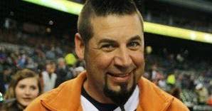 Confessions of a 20-something Manchild: Reality star, Rich Pyle, throws out  first pitch at Tigers game