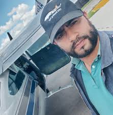 ⚠ EDICIÓN LIMITADA ⚠ ¡Nos subimos al Trend! 🔥🍕 Presentamos la figura de  acción definitiva del Pequeño César 🍕 Un coleccionable que todos  quisiéramos tener. ¿Lo agregarías a tu colección? 👀 . #toytrend  #PizzaPizza #SiempreLista #AI