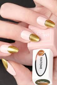 Unique Gold Decorative Manicure On Natural Fingernails To Try On Your Nails More Than 100 Decorative Manicu Gel Nail Art Designs Chrome Nail Art Gold Nail Art