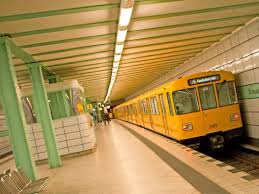 We did not find results for: Berliner Bvg Erwagt Ende Von Obdachlosen Schlafplatzen In U Bahn Stationen