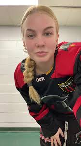 winger, center duo> #foodpoisoning