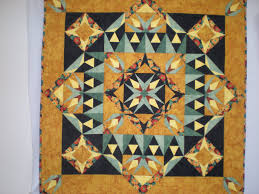 A Mystery Quilt From Carol Doak S Yahoo Group Book Quilt Mystery Quilt Medallion Quilt