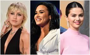 Michele obama et disney channel veulent sensibiliser les jeunes. Demi Lovato Selena Gomez And More Disney Channel Stars Are Making Comebacks