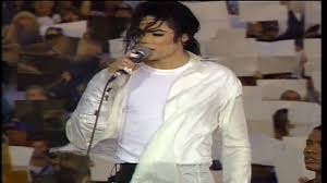 Sortie en juin 2001 en single promotionnel, seulement en corée du sud. Racism True Michael Jackson
