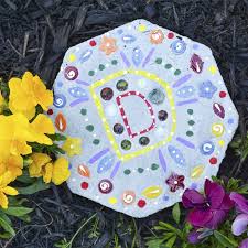 Make Your Own Stepping Stone Fathers Day Crafts Crafts Backyard Crafts