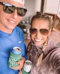 Lisa Elaine's Instagram, Twitter & Facebook