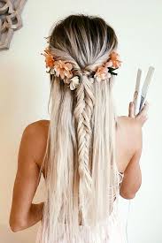 Curl your hair with a curling iron and spritz on some hairspray. 15 Messy And Loose Hairstyles To Rock This Summer Styleoholic