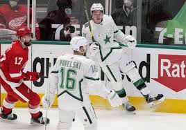 Jason robertson born 22nd july 1999, currently him 21. Stars Beat Red Wings 5 2 Extend Win Streak To 4 Games The Blade