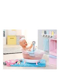 Baby bathtubs help parents make bathing their little one a whole lot easier. Interactive Bathtub With Foam Zapf Creation Badewanne Puppenmobel