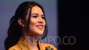 Maybe you would like to learn more about one of these? 7 Bulan Vakum Raisa Siap Kembali Dengan Lagu Baru Foto Tempo Co