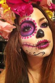 Maquillage halloween femme, maquillage femme, halloween. 3 Facons De Se Maquiller Pour L Halloween Le Cahier