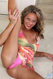 Pure Nude Girls - Indulge Your Senses with Pure Nude Girls