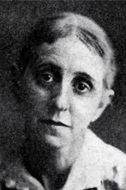 Caroline Rankin's Instagram, Twitter & Facebook