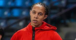 Brittney Griner's Blunt Message After Fouling Out Against Caitlin Clark -  Athlon Sports