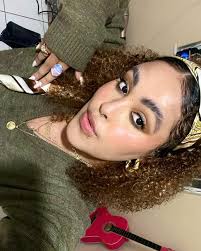 larissa alba (@larissalba) • Instagram photos and videos