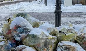 Die leerung der gelben container oder tonnen erfolgt nicht immer am tag der papiertonnenleerung. Sack Oder Tonne Leichtverpackungen Mussen Weiterhin 14 Tagig Abgeholt Werden