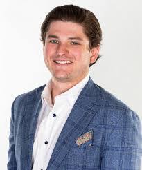 Garrison Smith's Instagram, Twitter & Facebook