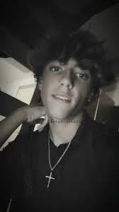 @Matthew moore #fyp #foryoupage #fanpage #velocity #edit #capcut #tiktok  #fluffyhair #fypシ゚viral #fypツ #matthewmoore #bed #trending #blowup #viral  #youngboy #oldvideo #throwback