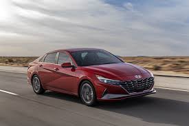 Power is sent to the front wheels through a continuously variable transmission (automatic) which hyundai says will deliver 37. 2021 Hyundai Elantra When A Compact Sedan Grows Up