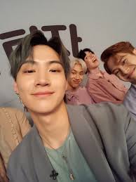 Buy vogueming 20cm/8'' kpop got7 plush youngjae bambam mark yugyeom jb jinyoung jackson doll toy limited gift (20cm jb with clothes): Yugyeom Got7 And Jb Image 6315021 On Favim Com