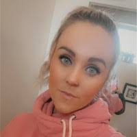 Ashley Forman's Instagram, Twitter & Facebook