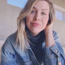 Ally Ann Glover (@allyannglover) • Threads, Say more