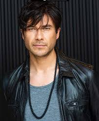 Alexis Casseus's Instagram, Twitter & Facebook