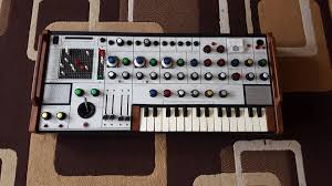 The synth engines do offer a fairly wide audio pallette though again, nothing remarkable, and its great fun. Rediscovered Synth From The 70s Looks Like The Op 1 Synthesizers