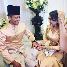 Maybe you would like to learn more about one of these? Tahniah 10 Sekitar Majlis Pernikahan Shah Iskandar Dan Siti Sarah Mohd Noor Laman Gosip Dan Informasi Terkini