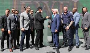His 2009 divorce from linda claridge and opulent lifestyle reportedly brought him to the verge of bankruptcy , as he was forced to pay her 70 per cent of the couple's assets for their divorce settlement, amounting to. Hulk Hogan Net Worth The Staggering Amount Wwe Star Is Worth Ahead Of Crown Jewel Wwe Sport Express Co Uk