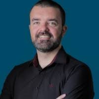 200+ perfis com “Mott”