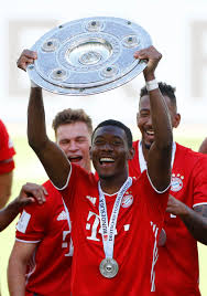 The bundesliga meisterschale (championship shield) is awarded to the german champions at the end of the season. Squawka News On Twitter David Alaba Lifts His Ninth Bundesliga Trophy With Bayern Munich