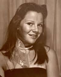 Belinda Broughton's Instagram, Twitter & Facebook