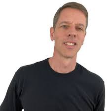 Chris Houseknecht's Instagram, Twitter & Facebook