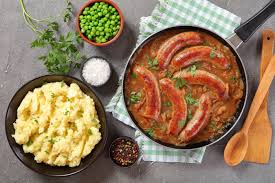 Christmas just wouldn't be the same without your favorite christmas food traditions on the table the traditional irish christmas day meal typically includes turkey, ham, roasted veggies and stuffing. 7 Traditional Irish Foods To Try Hogans Irish Cottages