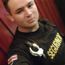 Guarda de seguridad muere tras intervenir en confuso incidente en San  Carlos