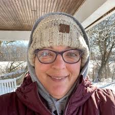 So Loved Closet provides clothes to children