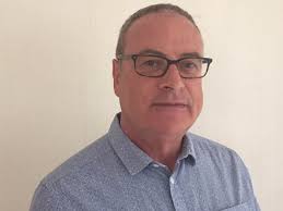 Steve Turney's Instagram, Twitter & Facebook