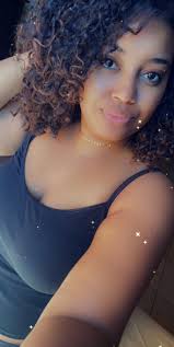 Bonjouuur toulmond 😊😊 Merciii tout' sak la souhait a mwin un joyeux  zanniversair ! Ma pass un gayar l'anniversair ek mon bann proche ! Mercii  Bondié pou la vie la santé et