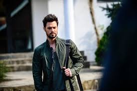 Iubirea interzisă, iubirea inocentă, iubirea pentru părinți, iubirea cu păcat, iubirea care te face cel mai fericit om de pe pământ. Petru PÄun Actorul Din Fructul Oprit Face Furori De Cand A Devenit Cunoscut Ce Face Pentru A Avea O SilueatÄ De Invidiat Vedete Avantaje Ro De 20 De Ani Pretuieste